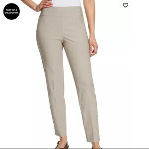 Tummy control pull on trousers by Gloria Vanderbilt